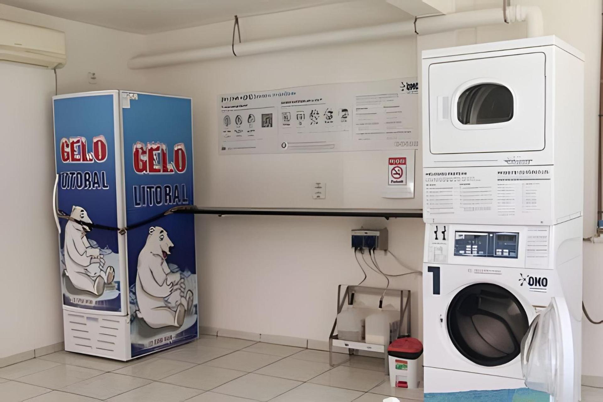 25C - Pe Na Areia Da Praia Do Tombo + Roupas De Cama + Vivo Fibra Guaruja Bagian luar foto