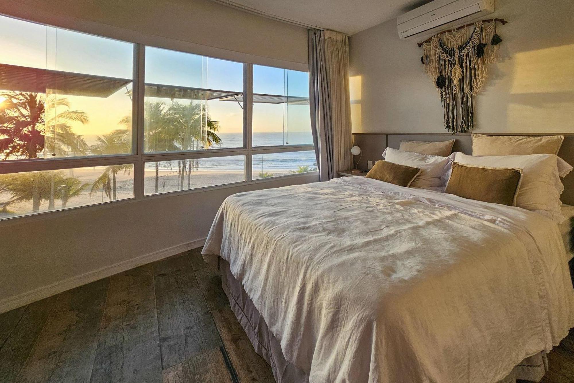 25C - Pe Na Areia Da Praia Do Tombo + Roupas De Cama + Vivo Fibra Guaruja Bagian luar foto